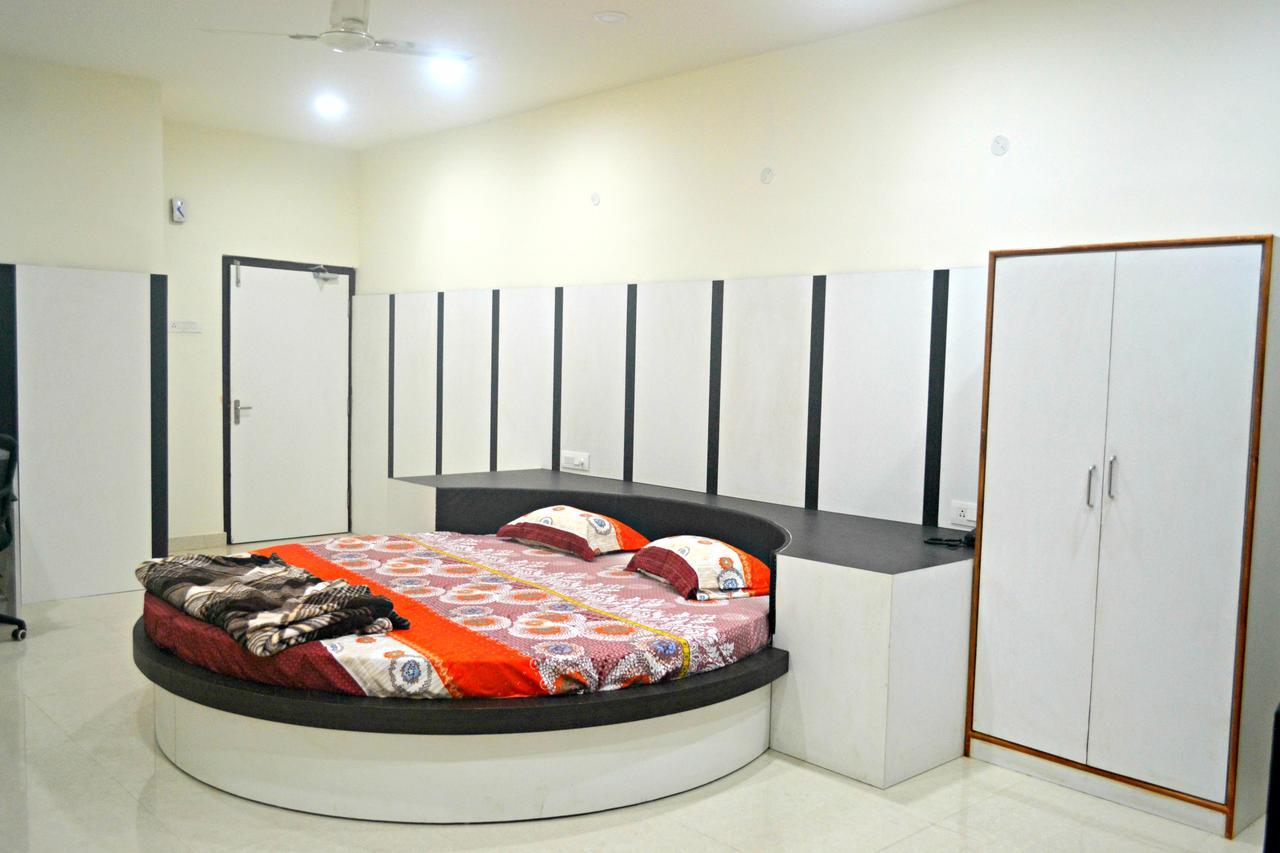 Hotel Bhammars Balangir Quarto foto